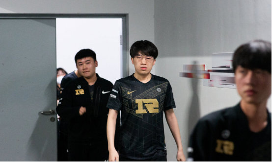 了观众的激 了观众的激