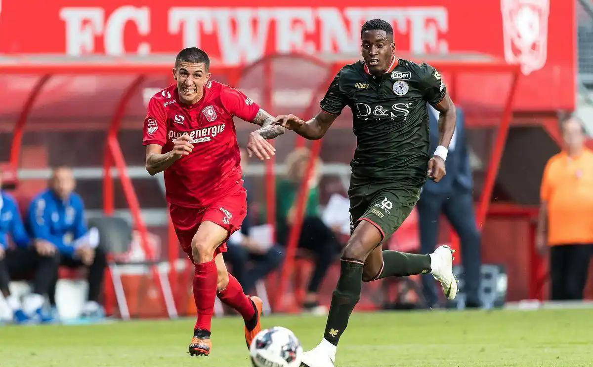 比赛中的发 比赛中的发